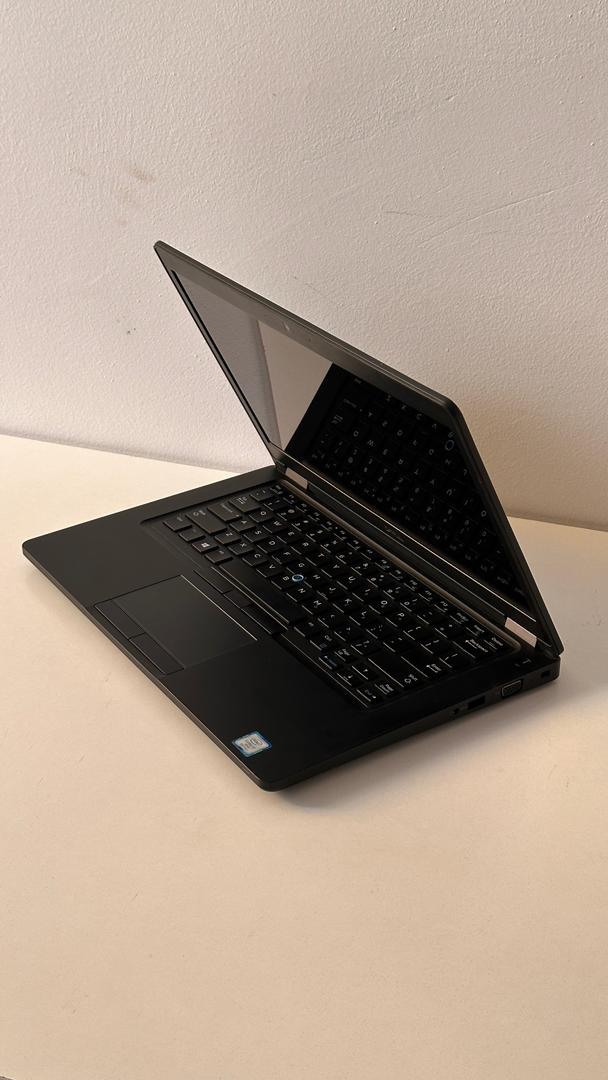 لپ تاپ 15.6 اینچی دل مدل Latitude 5491 - B (استوک)